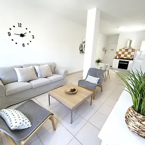 https://edificio-comillas-sb.puertodelcarmen-hotels.org